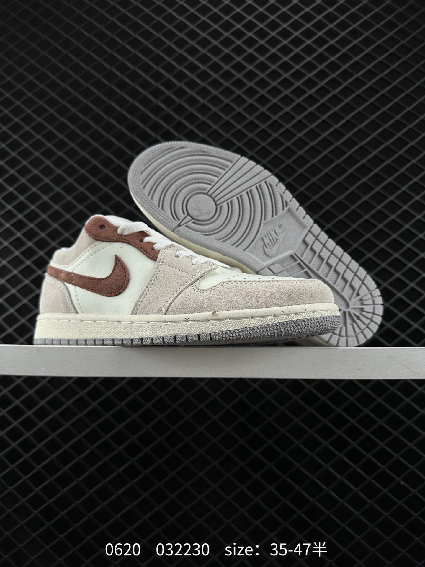 Air Jordan 1 Low AJ1